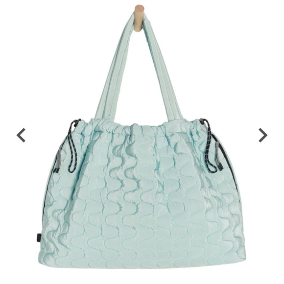 Free People Movement Women's Cloud 9 Tote Bag Messenger Weekend Bag Pistachio - Picture 2 of 13